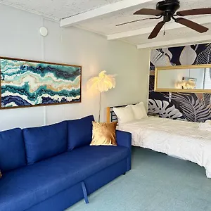 Apartment Cozy Steps From The Ocean And Seacrets, Ocean City